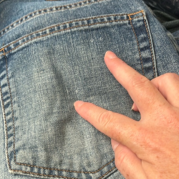 Woman’s Gap Bootcut Jeans Size 32 - Picture 4 of 7